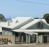 Merewether Beach House B and B - Accommodation Georgetown