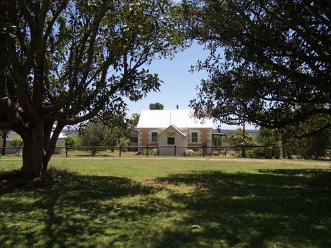 The Old Drik Drik Schoolhouse Retreat - Accommodation Georgetown 3