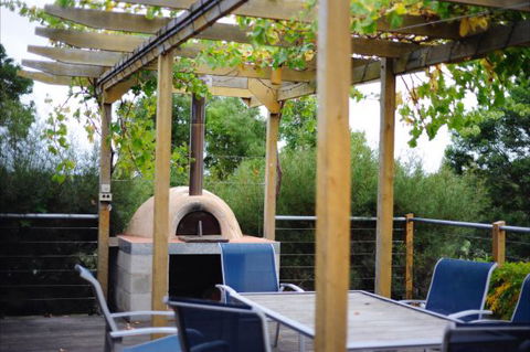 The Old Drik Drik Schoolhouse Retreat - Accommodation Georgetown 4