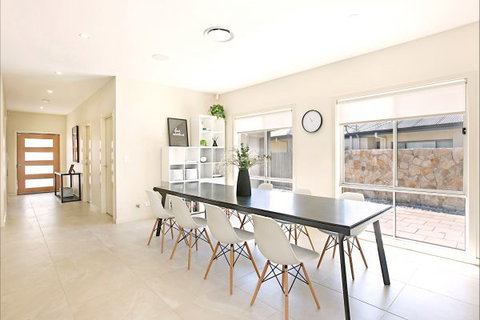 The Grape Escape Hunter Valley - Accommodation Georgetown 2