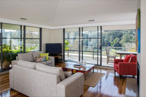Trumper Loft - Accommodation Georgetown 5