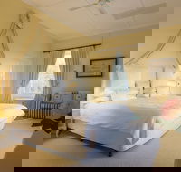 Faversham House - Accommodation Georgetown