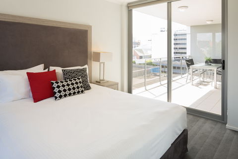 H20 Apartments - Accommodation Georgetown 1