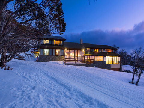Valhalla Perisher - Accommodation Georgetown 2