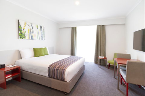 Abode Narrabundah - Accommodation Georgetown 1