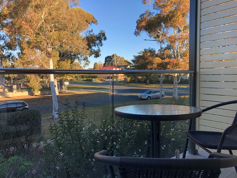 Canberra Short Term And Holiday Accommodation - Accommodation Georgetown 5