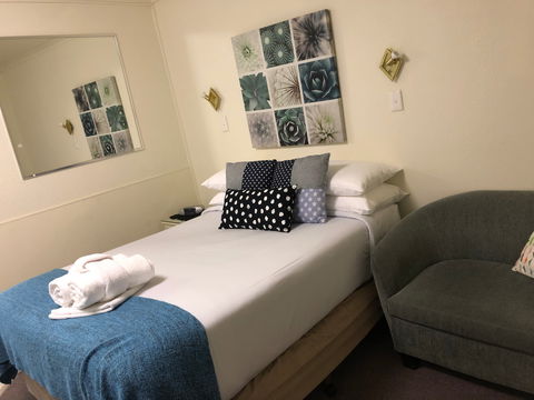 Canberra Short Term And Holiday Accommodation - Accommodation Georgetown 7