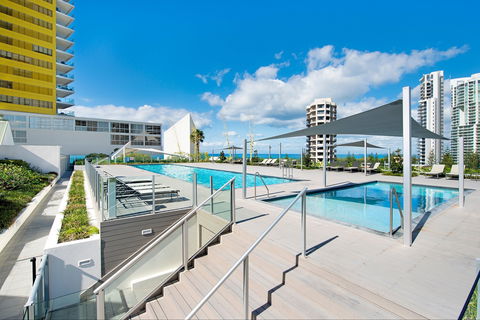 ULTIQA Air On Broadbeach - Accommodation Georgetown 1