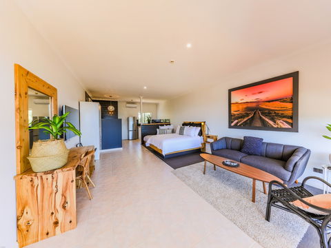 COAST Motel & Apartments - Accommodation Georgetown 1