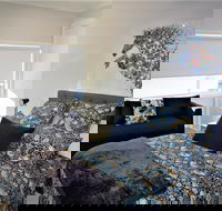 Coolah Shorts - Self Contained Apartments