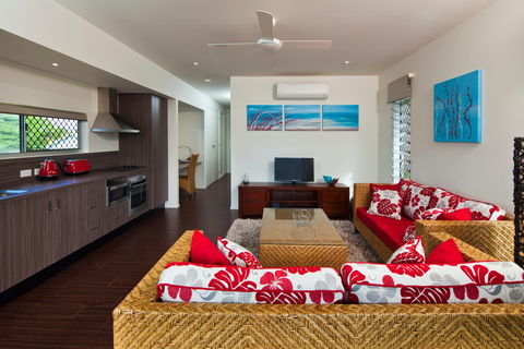 Island Villas And Apartments - Accommodation Georgetown 2