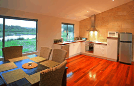 Acacia Chalets - Accommodation Georgetown 1