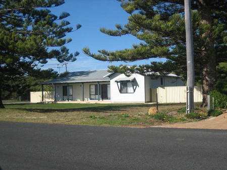 Busselton Beachfront - Accommodation Georgetown 0