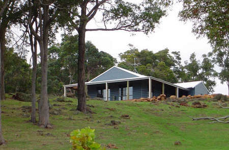 Vista Ridge Estate - Top Paddock Cottage - Accommodation Georgetown 0