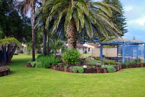 Esperance Beachfront Resort - Accommodation Georgetown 2