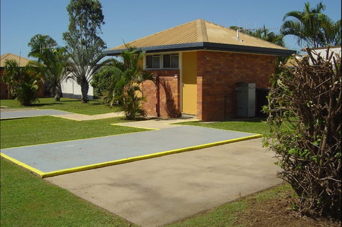 Bundaberg East Cabin And Tourist Park - Accommodation Georgetown 1