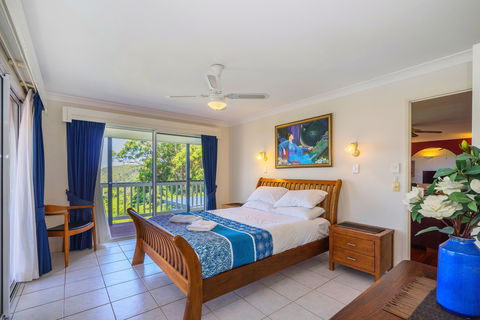 Cloud 9 Cliff Top Eagle Heights - Accommodation Georgetown 2