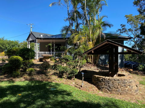 Clouds Mapleton - Accommodation Georgetown 1