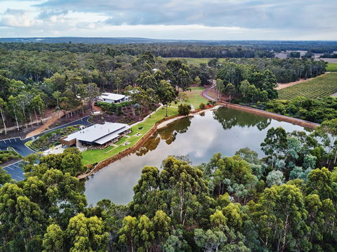 Eight Willows Retreat - Accommodation Georgetown 0