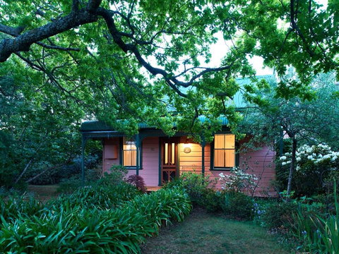 Hawthorne Cottage: Blackheath - Accommodation Georgetown 0