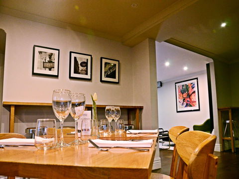The Waverley International Hotel - Accommodation Georgetown 2