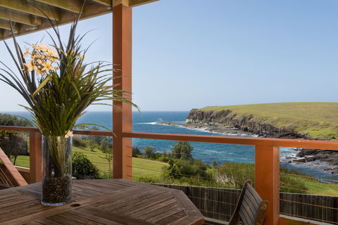 Absolute Oceanfront Cottage - Accommodation Georgetown 0
