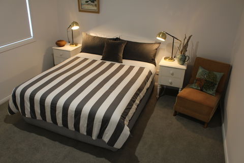Barefoot Beach House - Accommodation Georgetown 2