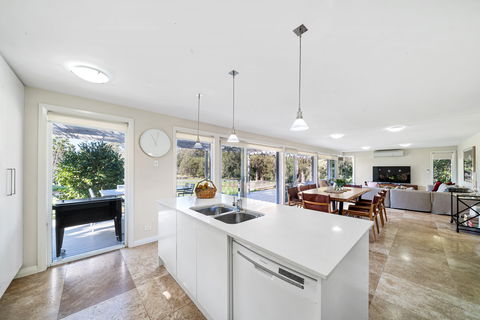 CUB Country House - Berry - Accommodation Georgetown 2