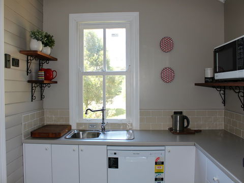 Fosterton School House - Accommodation Georgetown 1