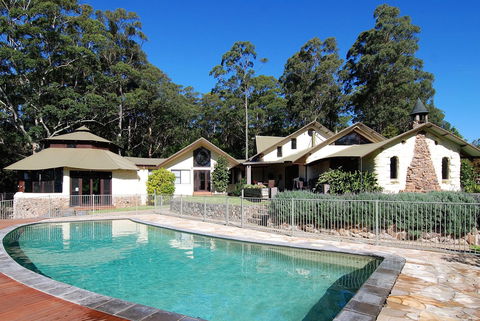 Indooroopilly - Accommodation Georgetown 0