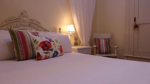 The Globe Inn - Accommodation Georgetown 0