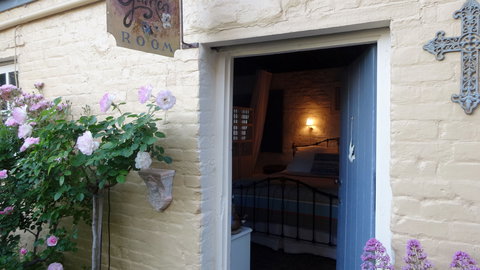 The Globe Inn - Accommodation Georgetown 2
