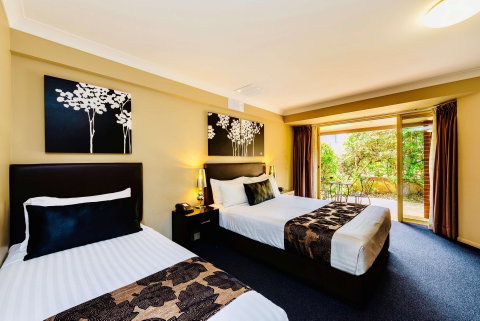 Best Western PLUS Ambassador On Ruthven - Accommodation Georgetown 1