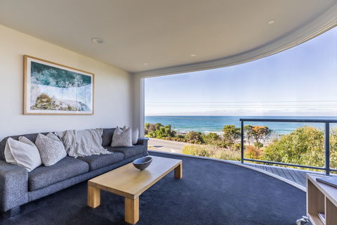 Dlux + Escape @ 83 Great Ocean Road Apartments Lorne - Accommodation Georgetown 0