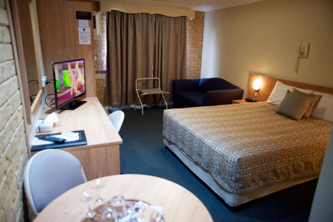 Forest Lodge Motor Inn And Restaurant - Accommodation Georgetown 2