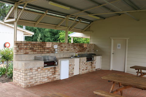 Fossickers' Tourist Park - Accommodation Georgetown 1