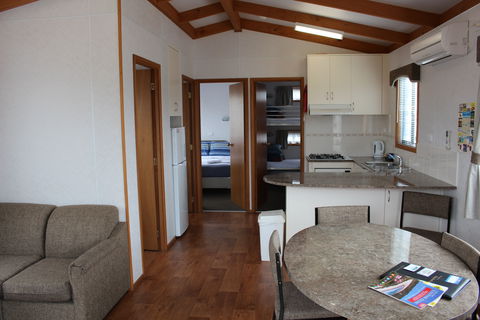 Golden Terrace Holiday Park - Accommodation Georgetown 2