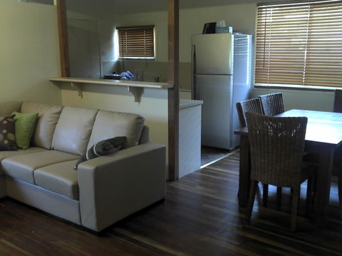 Beach Units Tannum Sands - Accommodation Georgetown 6