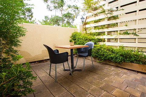 Canberra Short Term & Holiday Accommodation - Accommodation Georgetown 1