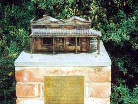 Sculpture Of Beetaloo Reservoir Hotel - Accommodation Georgetown 0