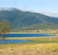 Lake Elphinstone - Accommodation Georgetown