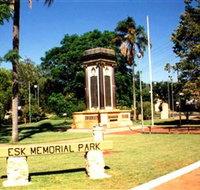 Esk War Memorial and Esk Memorial Park - Accommodation Georgetown