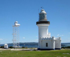 Point Perpendicular Lighthouse And Lookout - Accommodation Georgetown 0