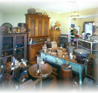 Turnbull Bros Antiques - Accommodation Georgetown