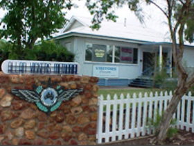 Charleville - Royal Flying Doctor Service Visitor Centre - Accommodation Georgetown 3
