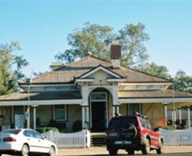 Charleville Pioneers Audio History Board - Accommodation Georgetown 0