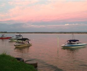 Griffith Boat Club - Accommodation Georgetown 0