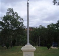 The Coronation Lamp Memorial - Accommodation Georgetown