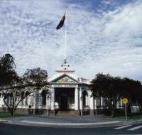 Museum of The Riverina - Historic Council Chambers Site - Accommodation Georgetown