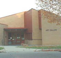 Cowra Regional Art Gallery - Accommodation Georgetown